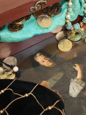 La duchesse de Nemours avec son trésor