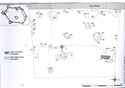 Plan du logis sud appelé le logis du Bailli : niveaux des XIIe-XIIIe siècles