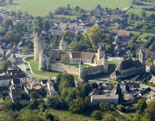 Vue du château en hauteur